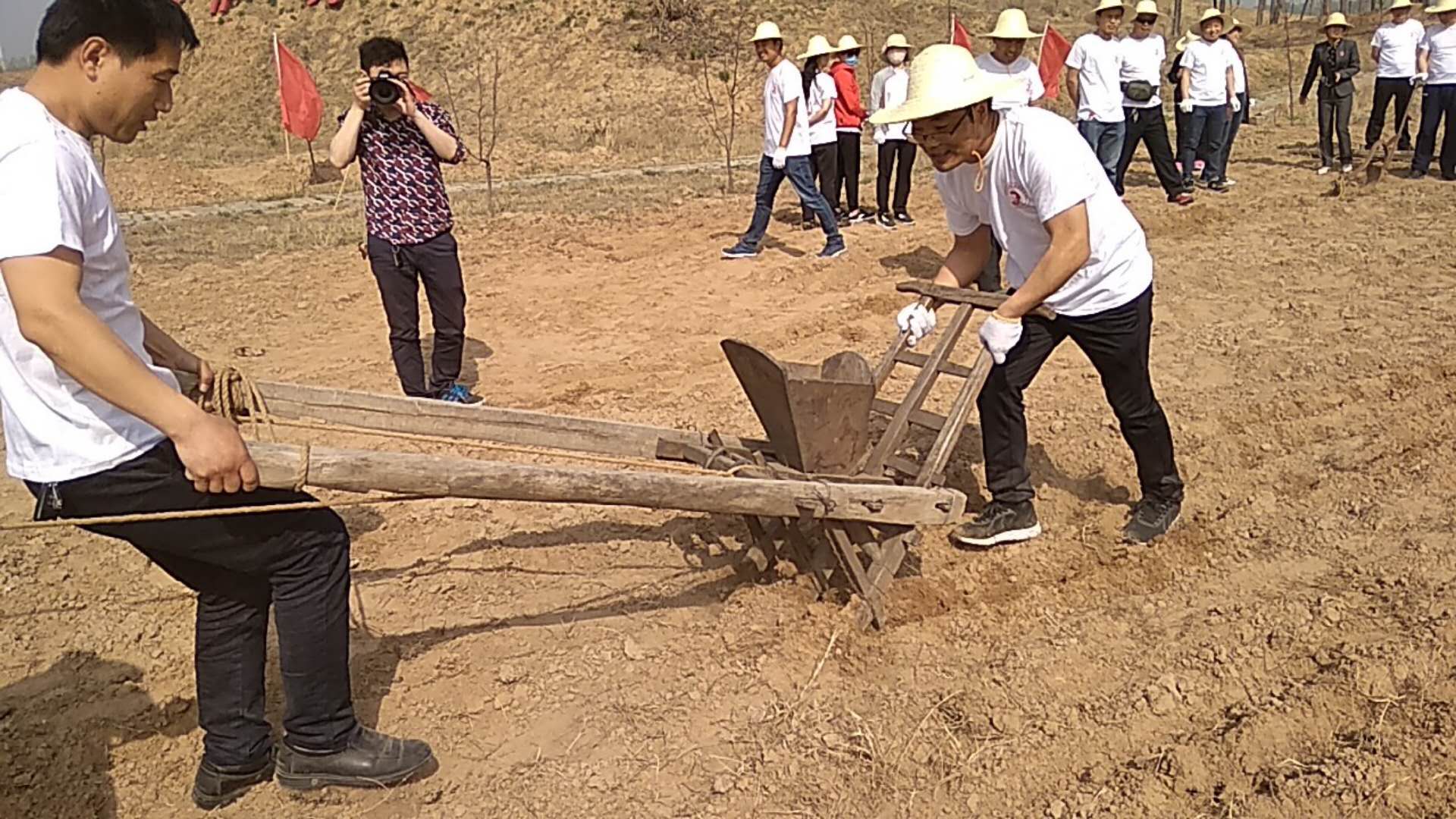 兰考县委党校党务工作者培训班学员来基地体验